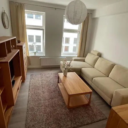 Ruhige Ferienwohnung Rostock Extérieur photo