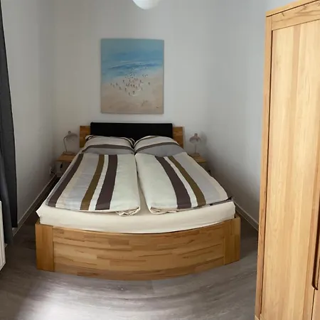 Ruhige Ferienwohnung Rostock Extérieur photo
